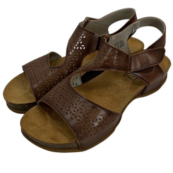 PROPET Women's Phoebe Perforated Leather Wedge Sandal Sz 7.5 - Picture 1 of 10